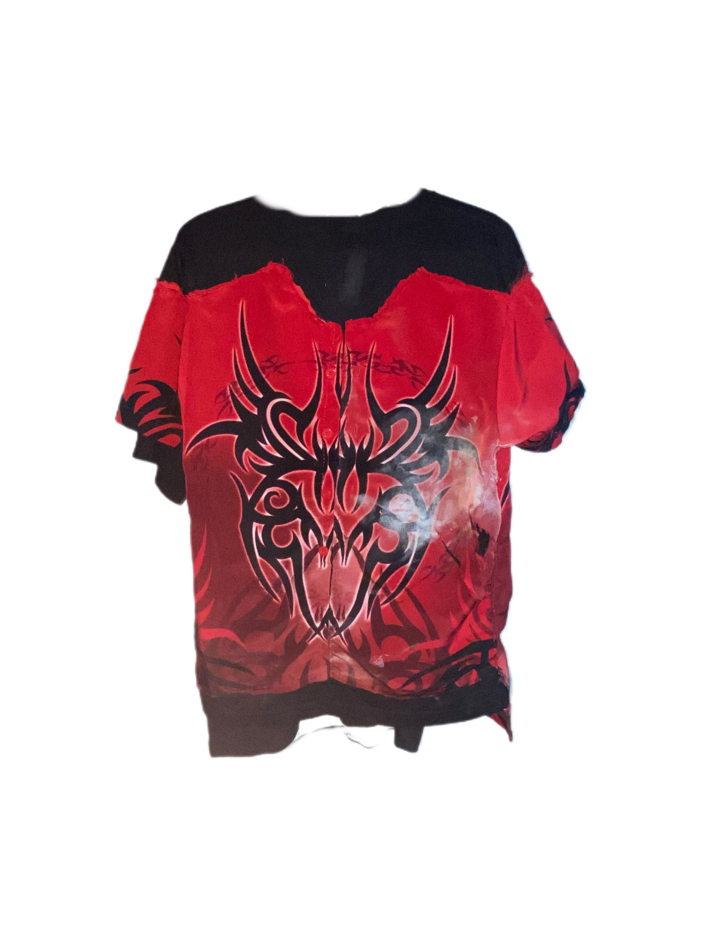 Red tribal tee 1/1