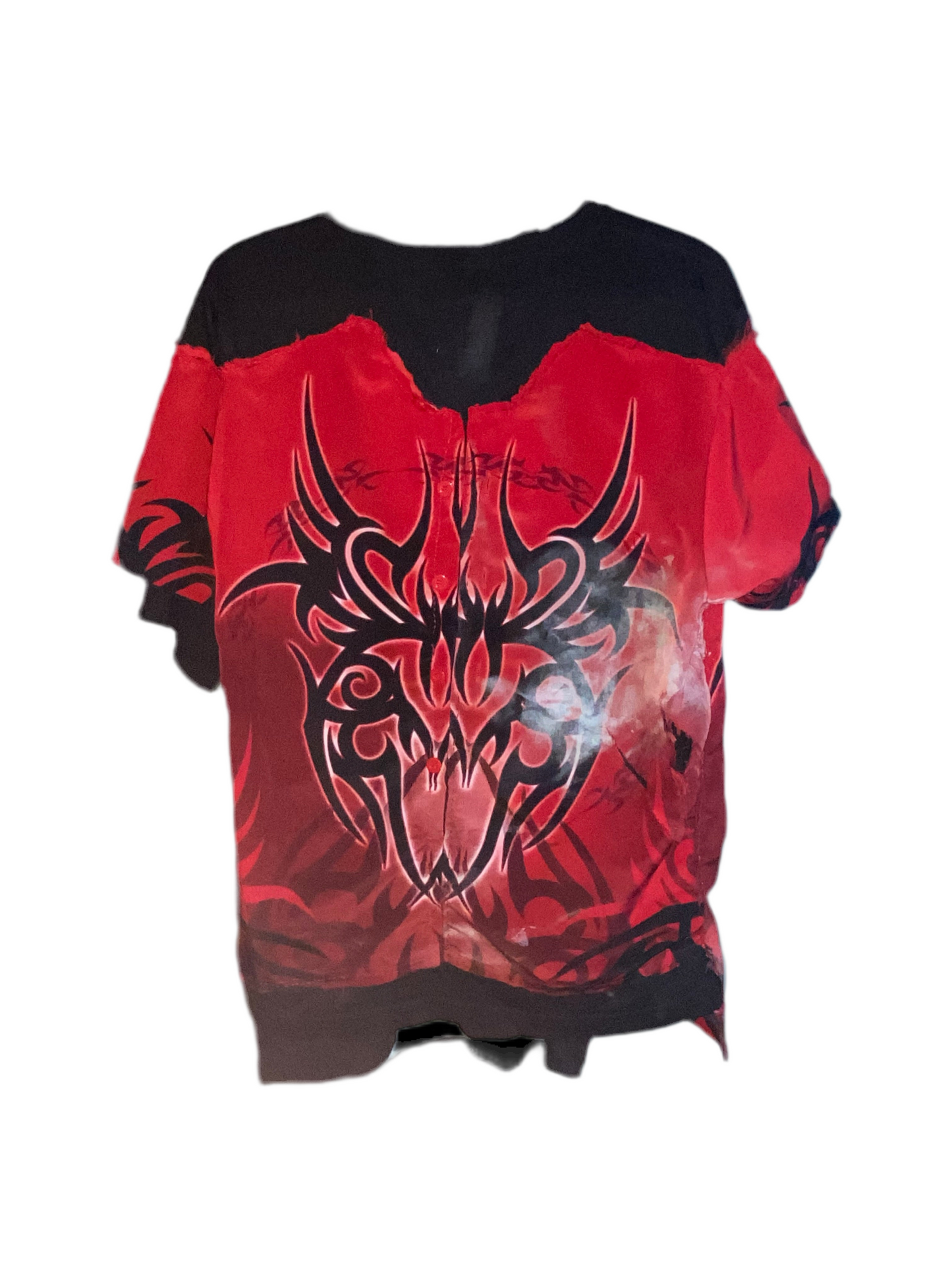 Red tribal tee 1/1